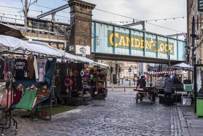 Framed Print : London, Camden Market and the Camden Lock logo Framed Print : London, Camden Market and the Camden Lock logo