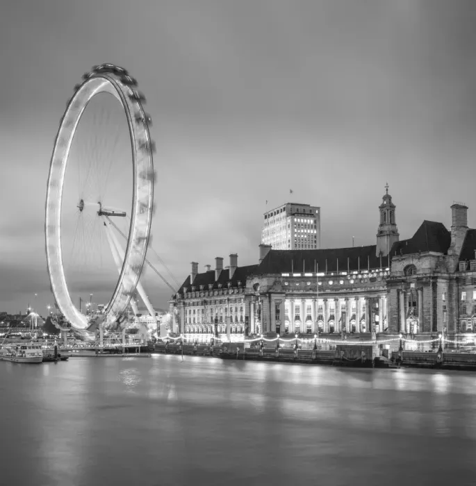 Framed Print : London Eye (Millennium Wheel) and former County Hall, South Bank, London, England Framed Print : London Eye (Millennium Wheel) and former County Hall, South Bank, London, England