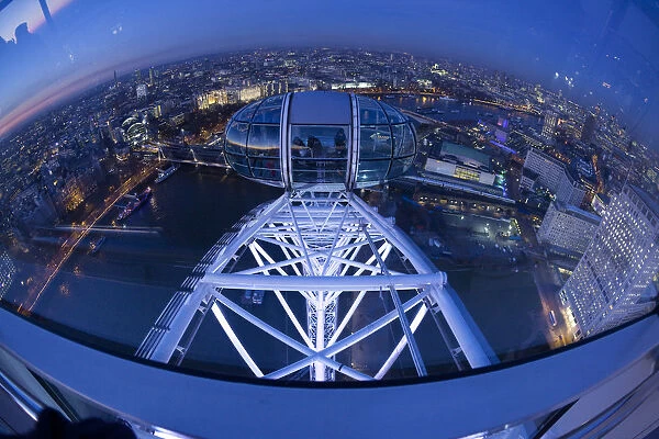 London Eye  /  Millennium Wheel, London, England