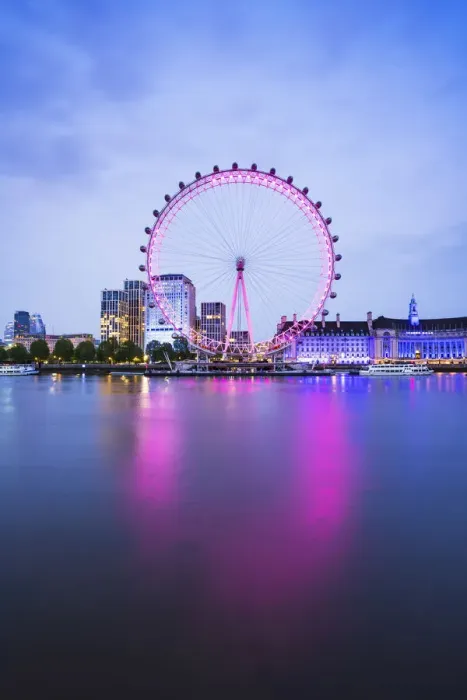 Framed Print : London Eye reflecting on the river Thames, London, England, UK