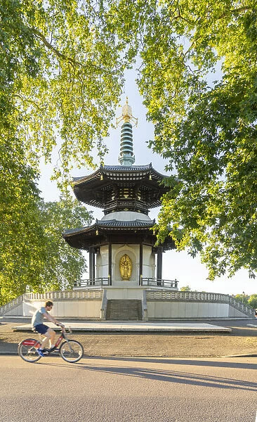 The London Peace Pagoda, Battersea Park, London, England, UK