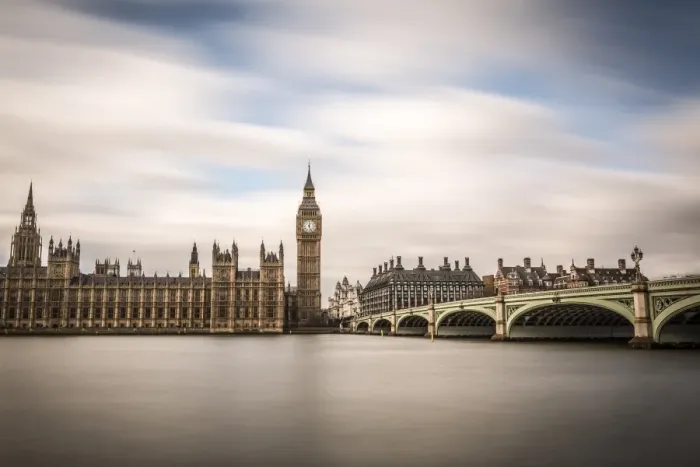 Framed Print : London, Westminster, House of Parliament with Big Ben Framed Print : London, Westminster, House of Parliament with Big Ben