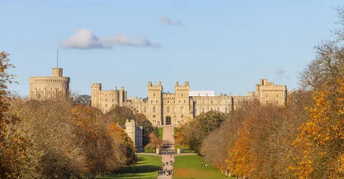 Framed Print : The Long Walk and Windsor Castle, Windsor Great Park, Windsor, Berkshire, United Kingdom Framed Print : The Long Walk and Windsor Castle, Windsor Great Park, Windsor, Berkshire, United Kingdom