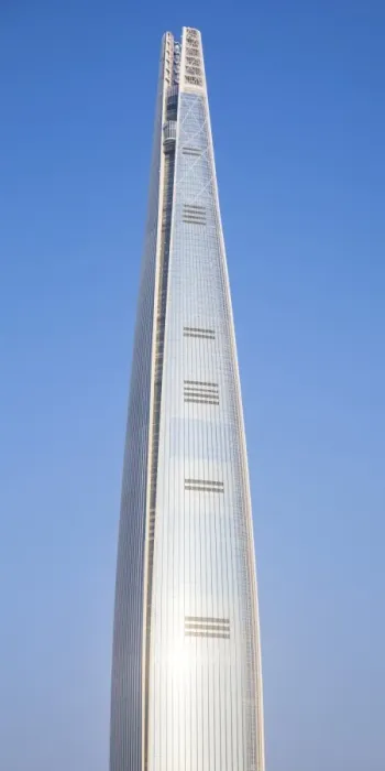 Framed Print : Lotte Tower (555m supertall skyscraper, 5th tallest building in the world when completed in 2016)