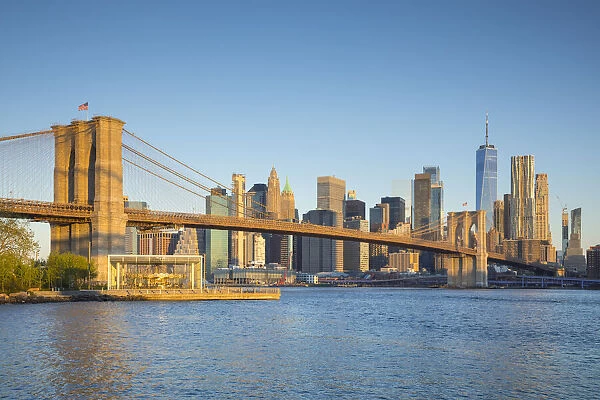 Lower Manhattan & Brooklyn Bridge, New York City, USA