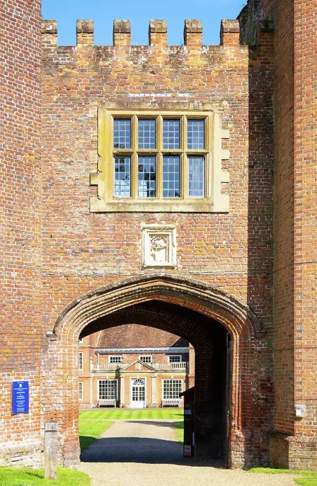 Framed Print : Lullingstone House, now known as Lullingstone Castle, as seen through the castle Gatehouse, Eynsford, Kent, England Framed Print : Lullingstone House, now known as Lullingstone Castle, as seen through the castle Gatehouse, Eynsford, Kent, England