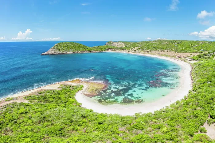 Framed Print : Lush tropical trees framing an idyllic beach by coral reef, aerial view, Half Moon Bay, Antigua, Antigua & Barbuda, Caribbean Framed Print : Lush tropical trees framing an idyllic beach by coral reef, aerial view, Half Moon Bay, Antigua, Antigua & Barbuda, Caribbean