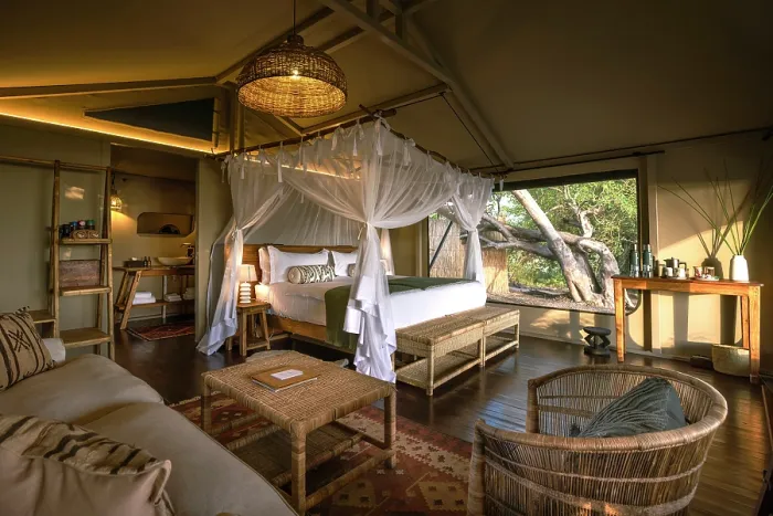 Framed Print : A luxury room at a safari camp, Okavango Delta, Botswana