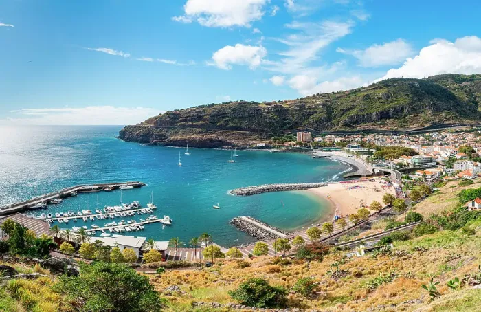 Framed Print : Machico beach with the playa from the Miradouro do Pico do Facho. Madeira, Portugal Framed Print : Machico beach with the playa from the Miradouro do Pico do Facho. Madeira, Portugal