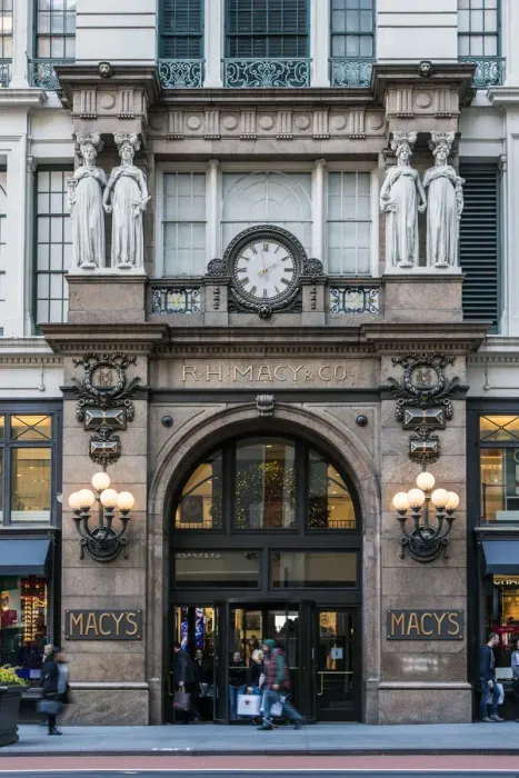 Framed Print : Macys department store, Herald Square, Manhattan, New York, USA Framed Print : Macys department store, Herald Square, Manhattan, New York, USA