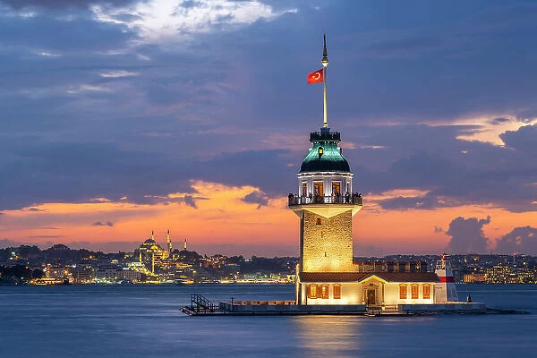 Maiden's Tower at twilight, Uskudar District, Istanbul Province, Turkey