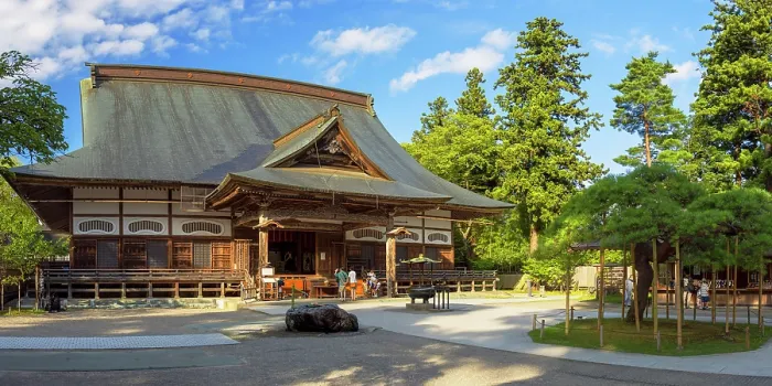 Framed Print : Main Hall of Chuson-ji Temple (UNESCO World Heritage Site), Hiraizumi, Iwate, Japan Framed Print : Main Hall of Chuson-ji Temple (UNESCO World Heritage Site), Hiraizumi, Iwate, Japan