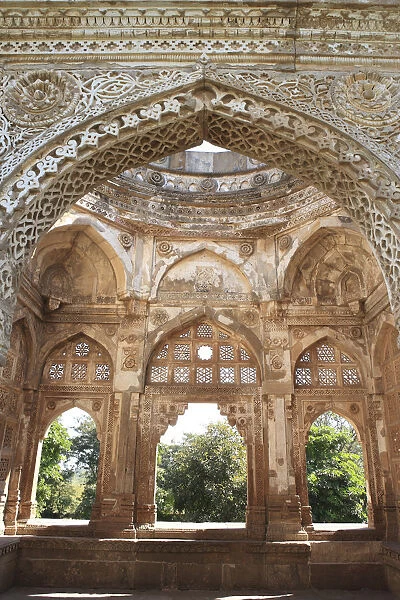 Main mosque, entrance pavilion. UNESCO World Heritage site, Champaner, Gujarat state