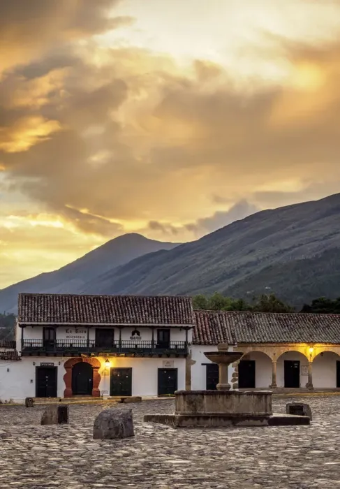 Framed Print : Main Square, Plaza Mayor, sunrise, Villa de Leyva, Boyaca Department, Colombia Framed Print : Main Square, Plaza Mayor, sunrise, Villa de Leyva, Boyaca Department, Colombia