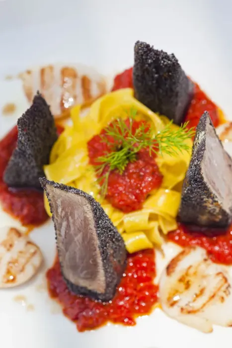 Framed Print : Maldives, Rasdhoo Atoll, Kuramathi Island. Fresh tuna and linguini at the Palm Restaurant