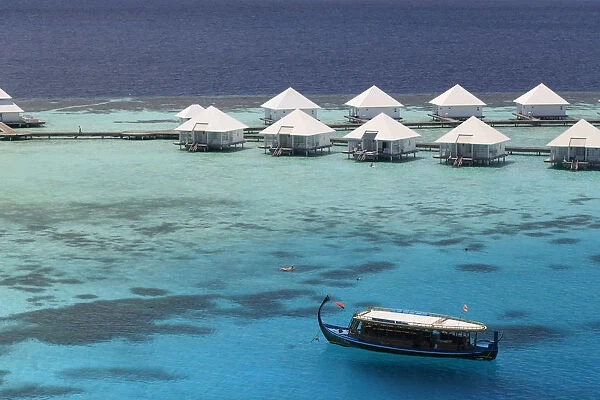 Maldives, South Ari Atoll, Athuruga Island, Diamonds Athuruga Resort