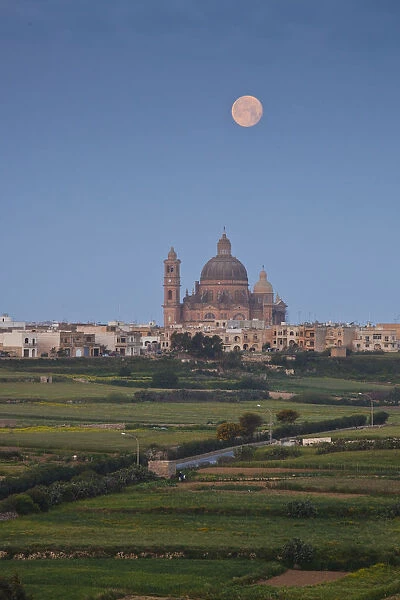 Malta, Gozo Island, Xewkija, the Rotunda Church with moonset