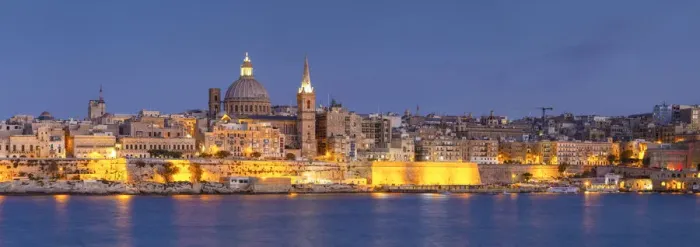 Framed Print : Malta, Malta, Valletta, View over Old Town with St Johns Co-Cathedral Framed Print : Malta, Malta, Valletta, View over Old Town with St Johns Co-Cathedral
