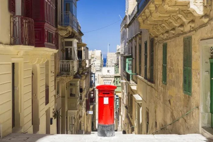 Framed Print : Malta, South Eastern Region, Valletta. An old British style post box in a traditional Framed Print : Malta, South Eastern Region, Valletta. An old British style post box in a traditional