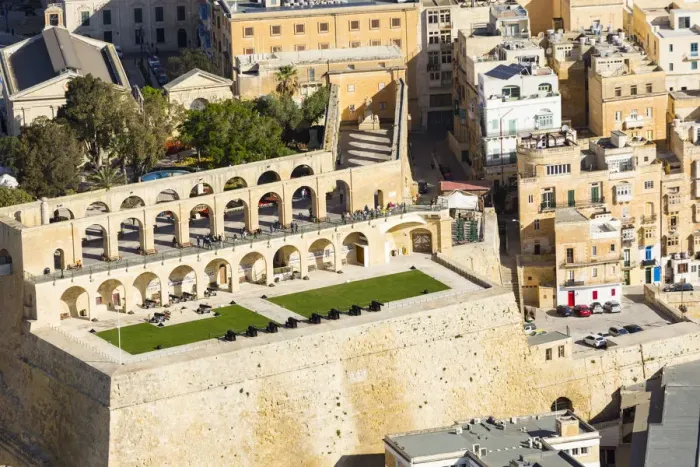 Framed Print : Malta, South Eastern Region, Valletta. Aerial view of Upper Barrakka Gardens Framed Print : Malta, South Eastern Region, Valletta. Aerial view of Upper Barrakka Gardens