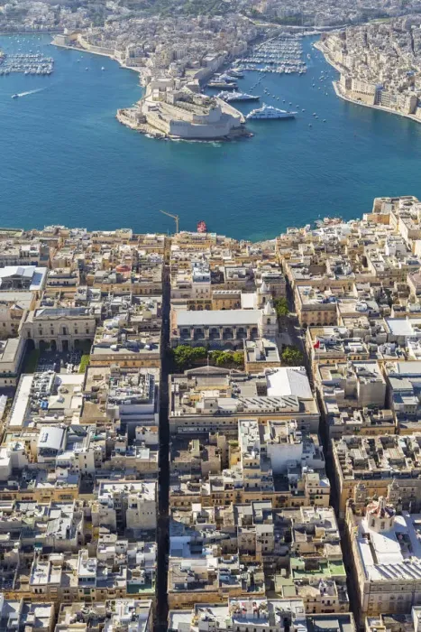 Framed Print : Malta, South Eastern Region, Valletta. Aerial view of Valletta, Grand Harbour Framed Print : Malta, South Eastern Region, Valletta. Aerial view of Valletta, Grand Harbour