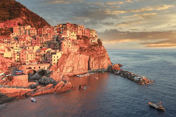 Framed Print : Manarola, Cinque Terre, Rivera di Levante, Provinz La Spezia, Ligurien, Italien Framed Print : Manarola, Cinque Terre, Rivera di Levante, Provinz La Spezia, Ligurien, Italien