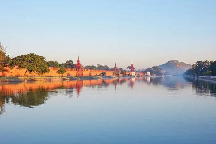 Framed Print : The Mandalay Palace wall at sunrise, Mandalay, Myanmar. The last royal palace of the Burmese monarchy