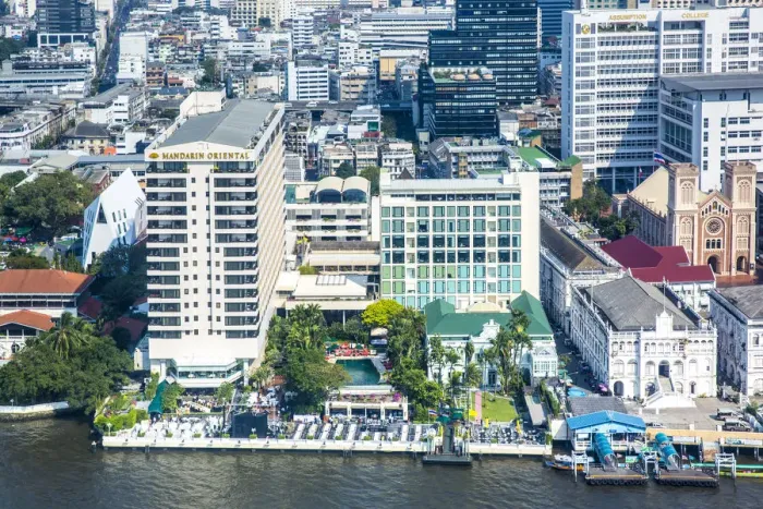 Framed Print : Mandarin Oriental hotel, Riverside, Bangkok, Thailand Framed Print : Mandarin Oriental hotel, Riverside, Bangkok, Thailand