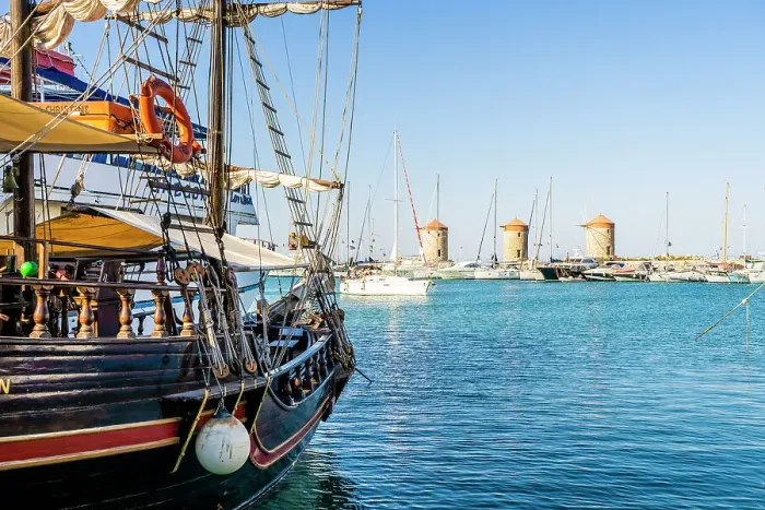 Framed Print : Mandraki Marina and Port looking towards Rhodes Windmills, Rhodes Town, Rhodes, Dodecanese Islands, Greece