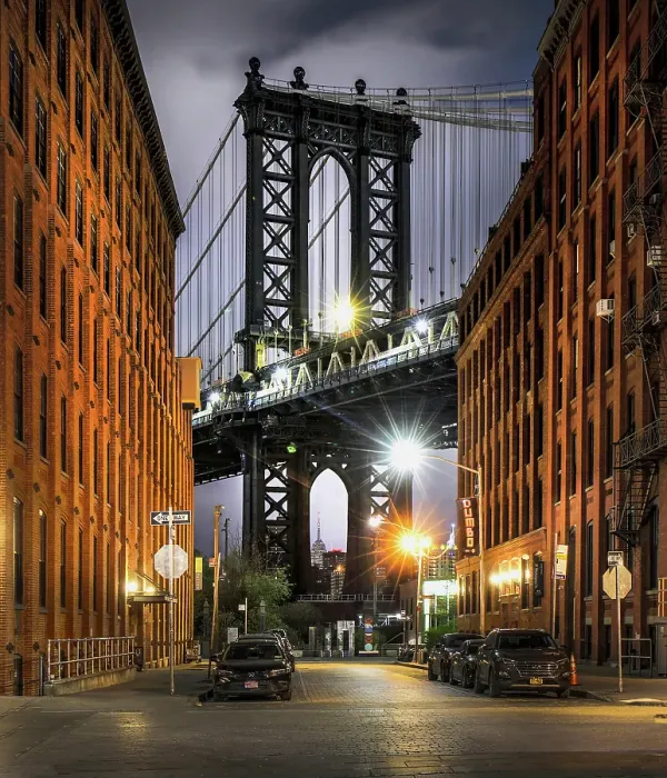 Framed Print : Manhattan Bridge from Washinton Street, Dumbo, Brooklyn, New York City, New York, USA Framed Print : Manhattan Bridge from Washinton Street, Dumbo, Brooklyn, New York City, New York, USA