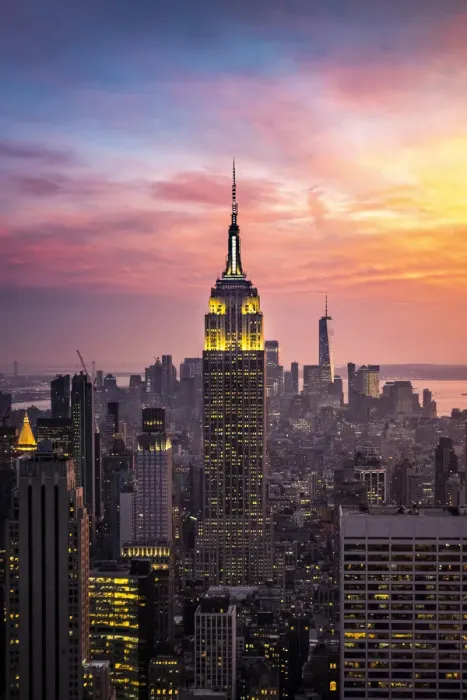 Framed Print : Manhattan skyline with the Empire State Building, New York City, USA Framed Print : Manhattan skyline with the Empire State Building, New York City, USA