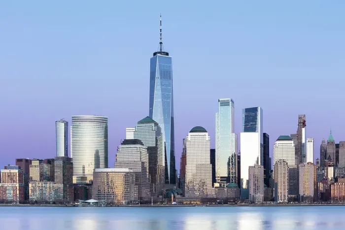 Framed Print : Manhattan and the One World Trade Centre at dusk, from the Exchange Place, Jersey City, New Jersey, USA Framed Print : Manhattan and the One World Trade Centre at dusk, from the Exchange Place, Jersey City, New Jersey, USA
