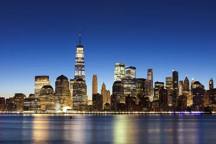 Framed Print : Manhattan and the One World Trade Centre at dusk, from Liberty State Park, Jersey City, New Jersey, USA Framed Print : Manhattan and the One World Trade Centre at dusk, from Liberty State Park, Jersey City, New Jersey, USA
