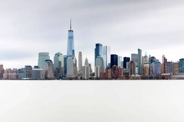 Framed Print : Manhattan and the One World Trade Centre, from Liberty State Park, Jersey City, New Jersey, USA Framed Print : Manhattan and the One World Trade Centre, from Liberty State Park, Jersey City, New Jersey, USA