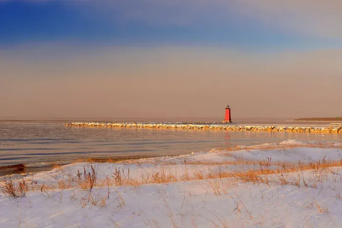 Framed Print : Manistique lighthouse along Lake Michigan shoreline at dawn, Manistique, Michigan, USA Framed Print : Manistique lighthouse along Lake Michigan shoreline at dawn, Manistique, Michigan, USA