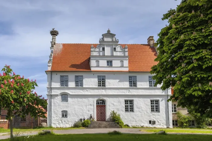 Framed Print : Manor House Venz, Ruegen Island, Baltic Sea, Mecklenburg-Western Pomerania, Germany Framed Print : Manor House Venz, Ruegen Island, Baltic Sea, Mecklenburg-Western Pomerania, Germany