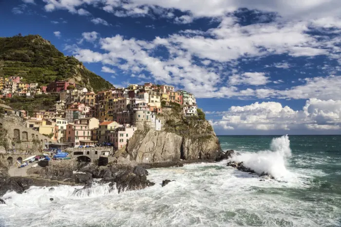 Framed Print : Manorola, Cinque Terre, Liguria, Italy Framed Print : Manorola, Cinque Terre, Liguria, Italy