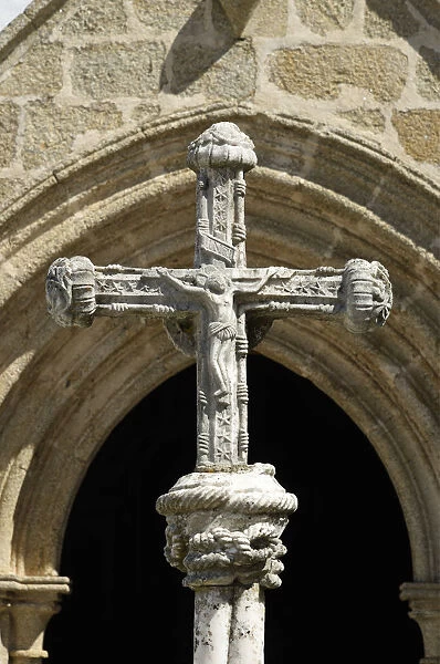 A manueline cross (16th century) belonging to the Church of Our Lady of Estrela (Igreja