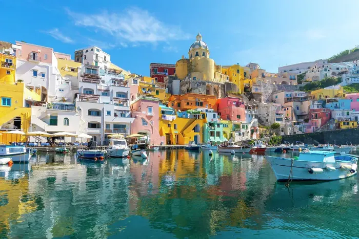 Framed Print : Marina di Corricella, Procida, Campania, Italy Framed Print : Marina di Corricella, Procida, Campania, Italy