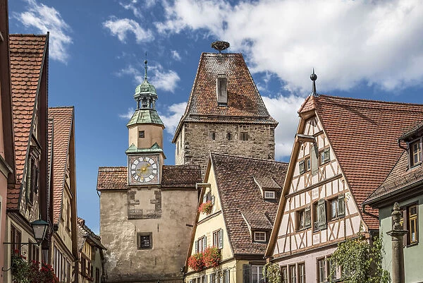 Markusturm and Roderbogen in the old town of Rothenburg ob der Tauber, Middle Franconia, Bavaria, Germany