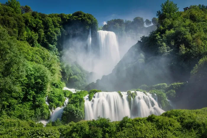 Framed Print : Marmore Falls (Cascata delle Marmore), Terni, Umbria, Italy Framed Print : Marmore Falls (Cascata delle Marmore), Terni, Umbria, Italy