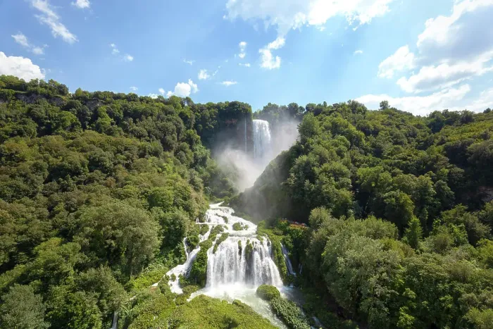 Framed Print : Marmore Falls (Cascate delle Marmore) in full operation, Terni, Umbria region, Italy Framed Print : Marmore Falls (Cascate delle Marmore) in full operation, Terni, Umbria region, Italy