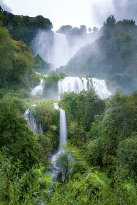 Framed Print : Marmore Waterfall in autumn, Terni, Umbria, Italy Framed Print : Marmore Waterfall in autumn, Terni, Umbria, Italy