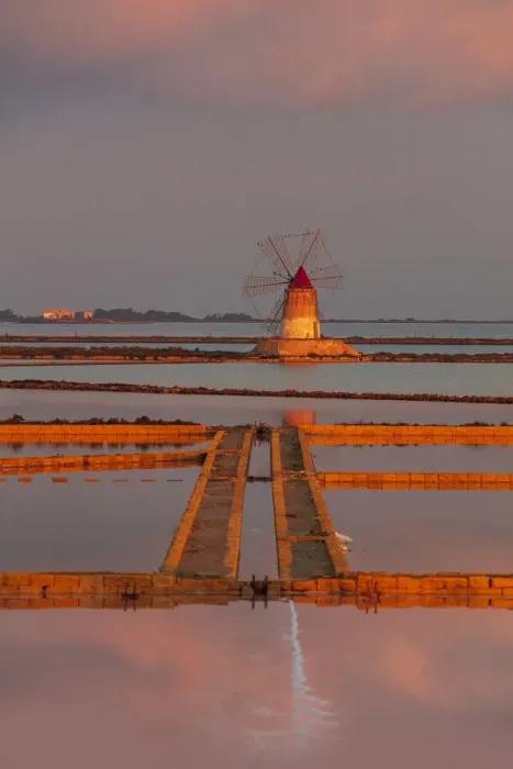 Framed Print : Marsala, Sicily. Windmills reflecting at sunrise in the saltern between Marsala Framed Print : Marsala, Sicily. Windmills reflecting at sunrise in the saltern between Marsala