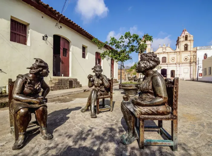 Framed Print : Martha Jimenez Perez Sculptures and Nuestra Senora del Carmen Church, Plaza del Carmen Framed Print : Martha Jimenez Perez Sculptures and Nuestra Senora del Carmen Church, Plaza del Carmen
