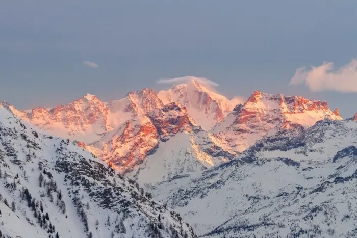 Framed Print : The massif of Gran Paradiso during a winter sunset from Point Helbronner Skyway Framed Print : The massif of Gran Paradiso during a winter sunset from Point Helbronner Skyway