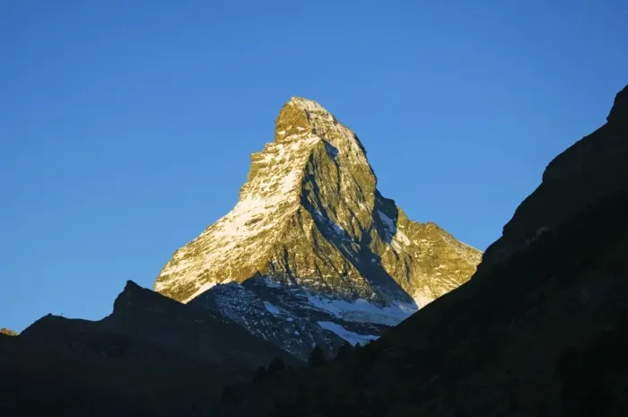 Framed Print : The Matterhorn (4477m) sunrise on the mountain Framed Print : The Matterhorn (4477m) sunrise on the mountain