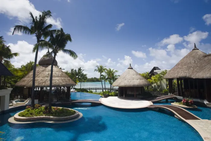 Framed Print : Mauritius, Eastern Mauritius, Trou d Eau Douce, Le Touessrok Resort Hotel, pool Framed Print : Mauritius, Eastern Mauritius, Trou d Eau Douce, Le Touessrok Resort Hotel, pool