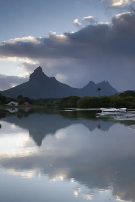 Framed Print : Mauritius, Western Mauritius, Tamarin, Montagne du Rempart mountain (el. 777 meters), dawn Framed Print : Mauritius, Western Mauritius, Tamarin, Montagne du Rempart mountain (el. 777 meters), dawn