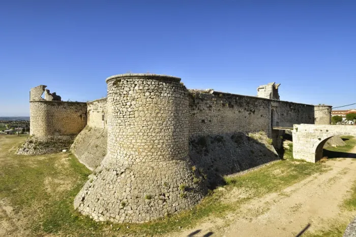 Framed Print : The medieval castle of Chinchon. Castilla La Mancha, Spain Framed Print : The medieval castle of Chinchon. Castilla La Mancha, Spain